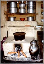 kitchen, Jagat:  Manaslu trek, Nepal