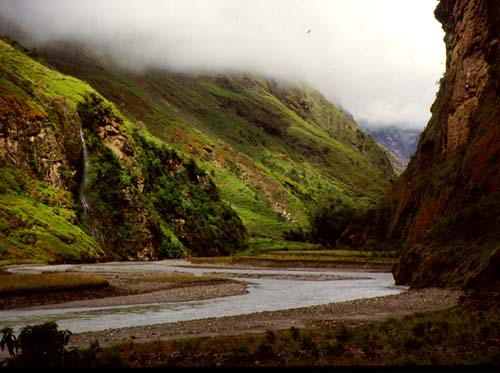 the gorge of the Bhuri Gandaki 
