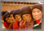 Gals from the Gompa (41k)